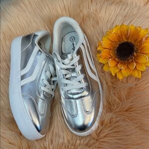 Silver Metallic Sneakers Girls Sz 5 or Women Sz 8.5 NEW!